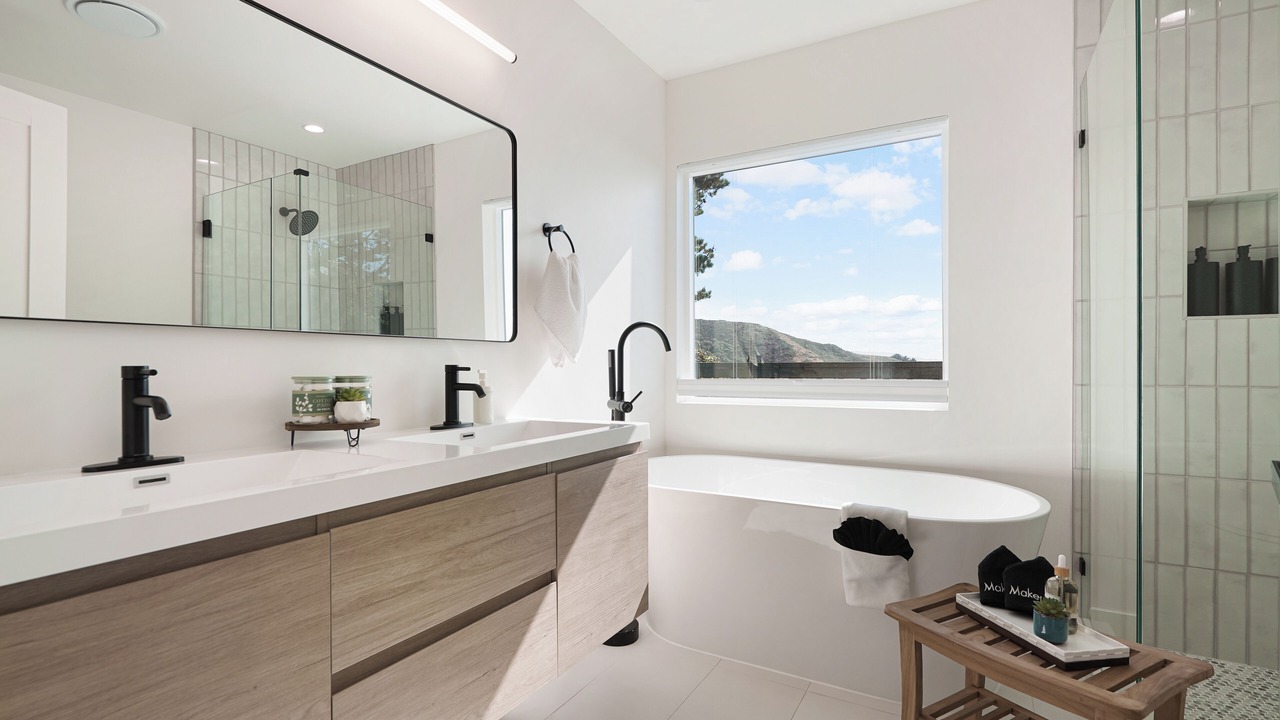 Photo of Bathroom in Pacifica