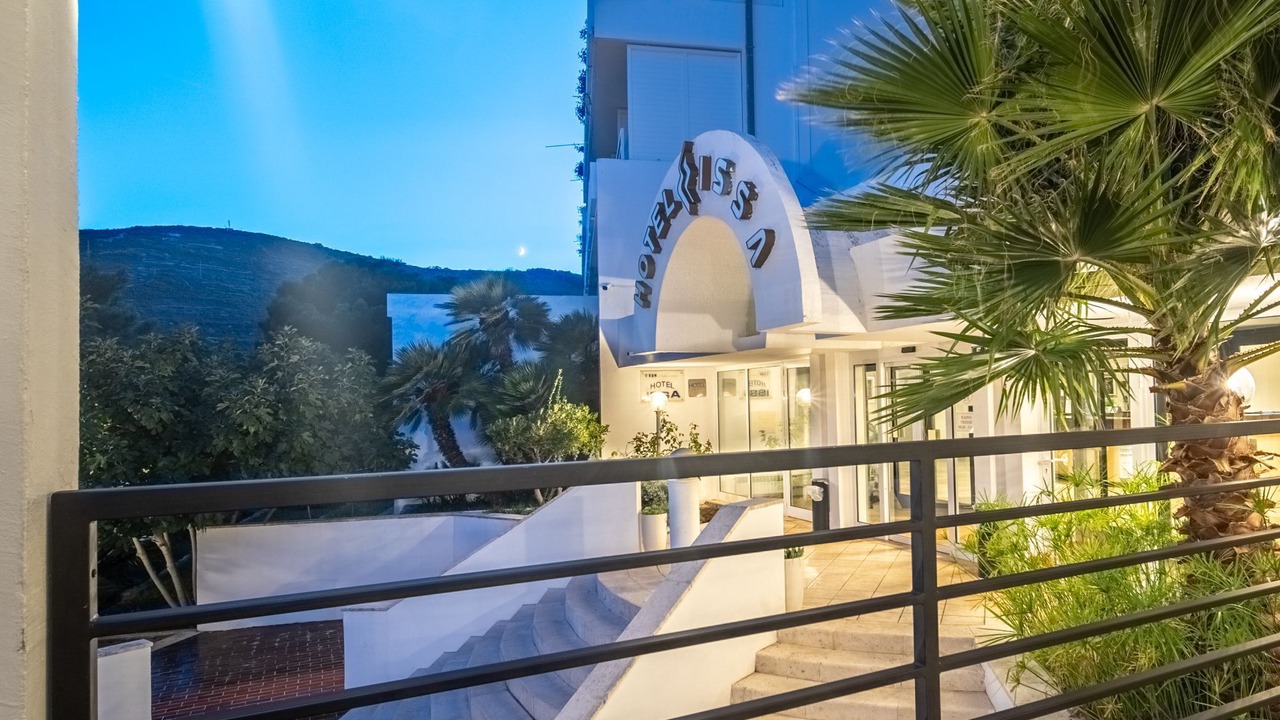 Photo of Outdoor in Cove Rogacic