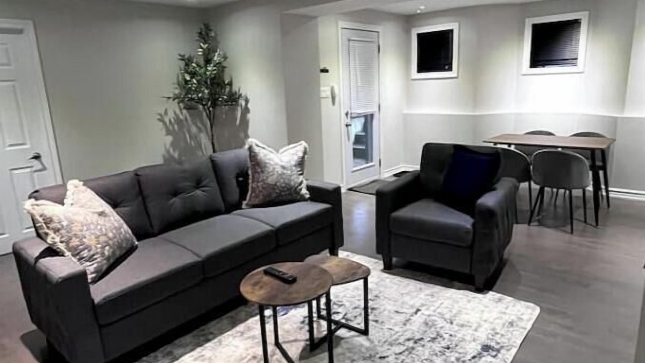 Photo of Livingroom in Ashburn