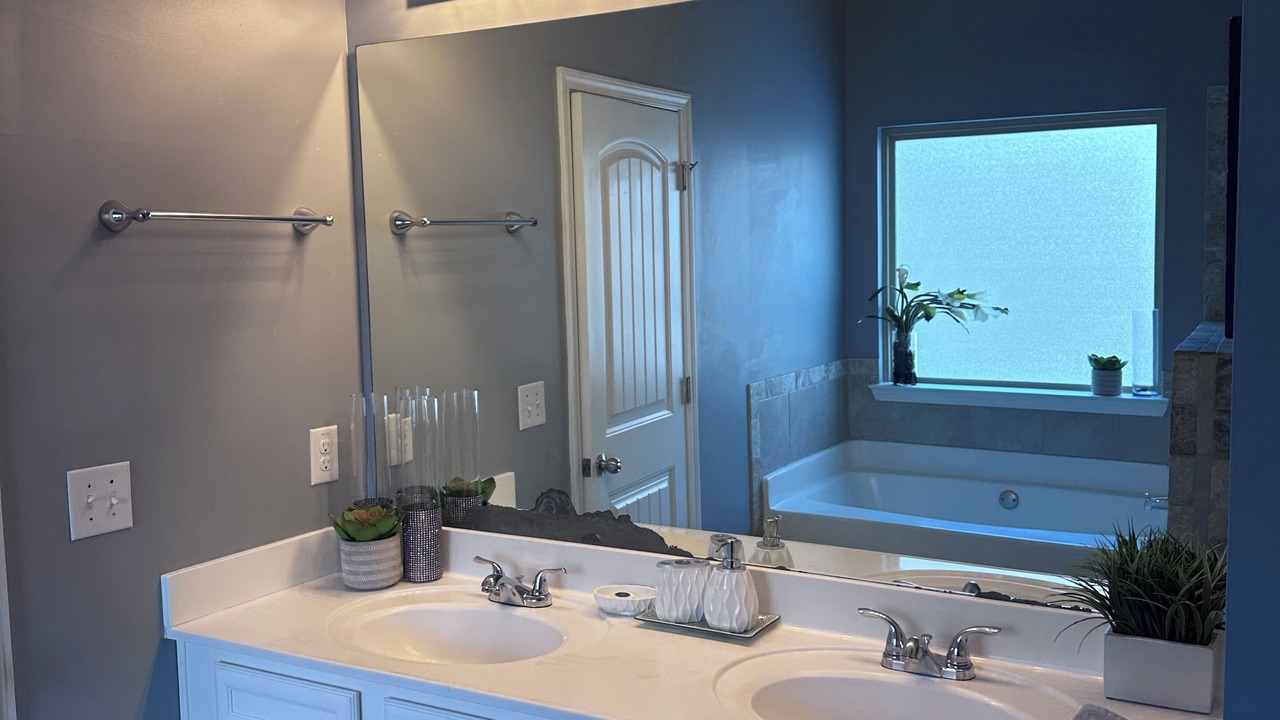 Photo of Others in Conyers