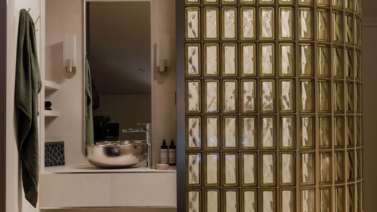 Photo of Bathroom in Perouges
