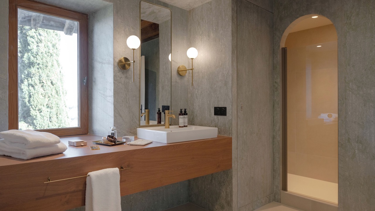 Photo of Bathroom in Perouges