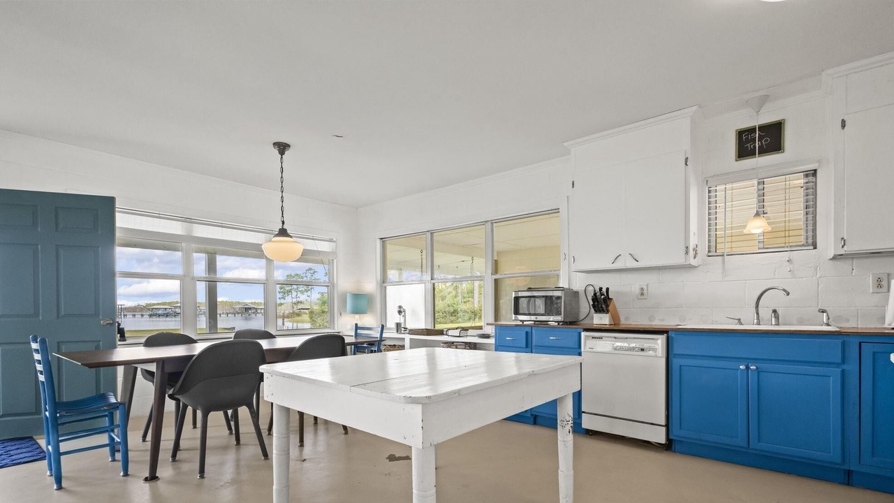 Photo of Kitchen in Elberta