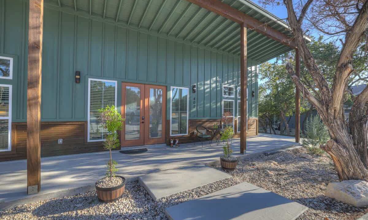 Photo of Outdoor in Spring Branch