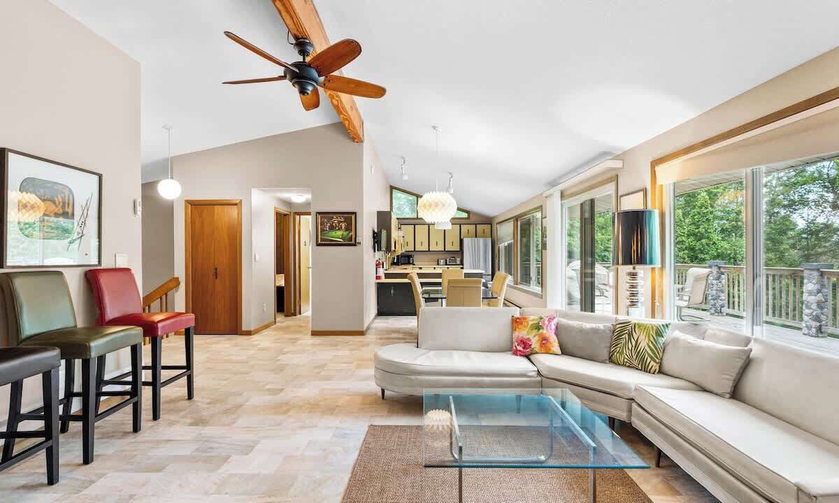 Photo of Livingroom in Port Franks