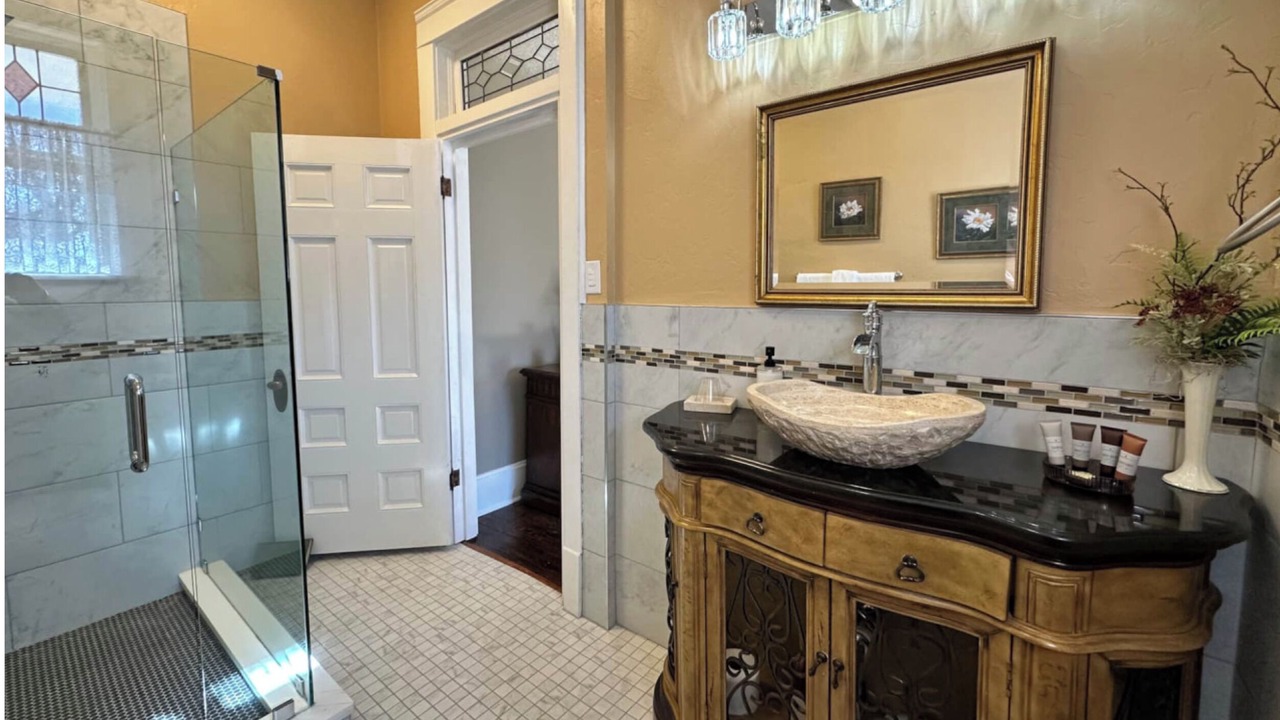 Photo of Bathroom in Guthrie