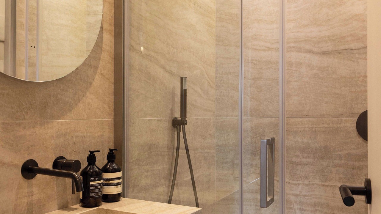 Photo of Bathroom in 10th Arrondissement