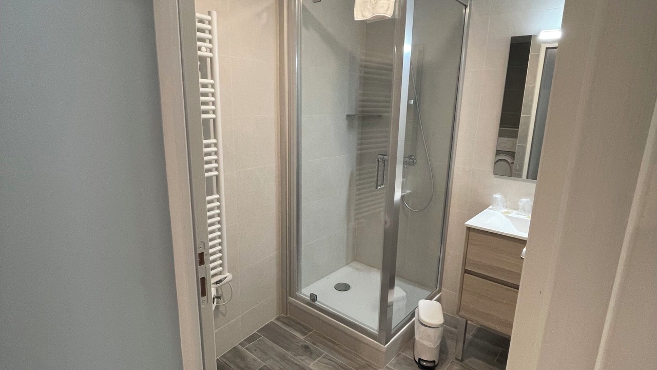 Photo of Bathroom in Le Thillay