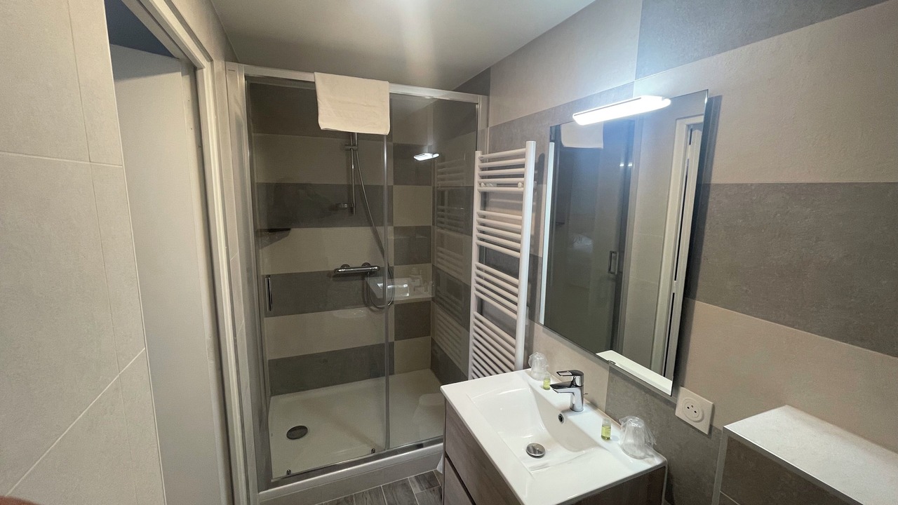 Photo of Bathroom in Le Thillay