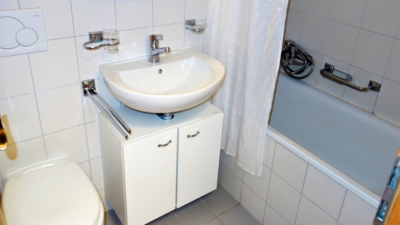 Photo of Bathroom in Saint-Pierre-de-Clages