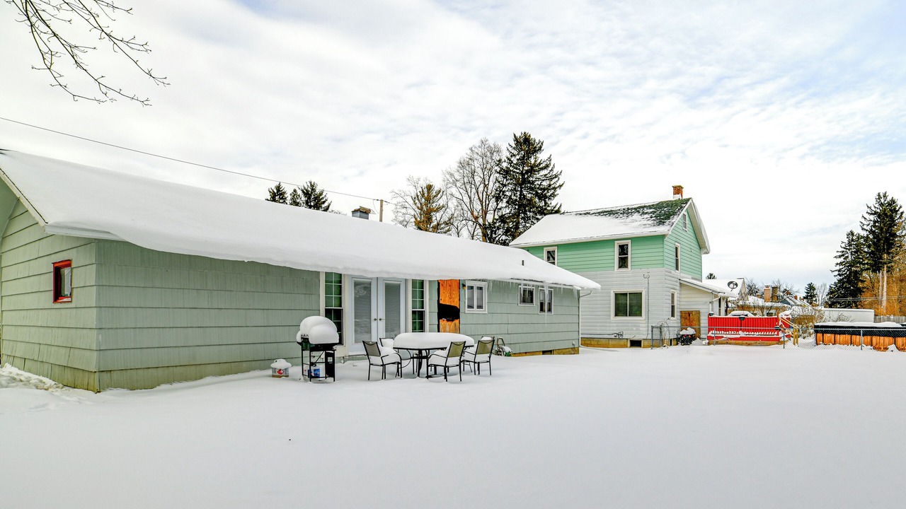 Photo of Others in Utica