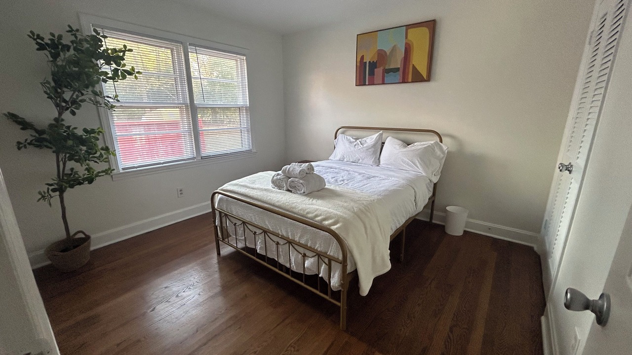 Photo of Bedroom in Sheffield Park