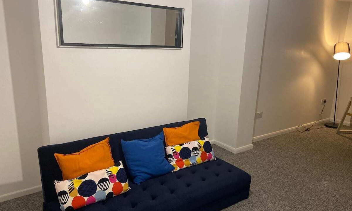 Photo of Livingroom in Reading