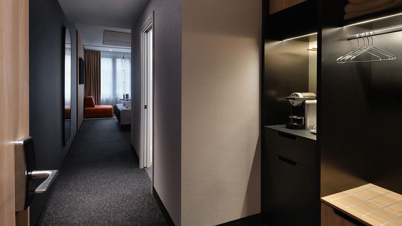 Photo of Bedroom in International District