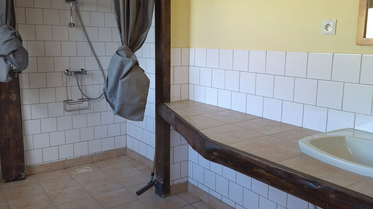 Photo of Bathroom in Marchamp