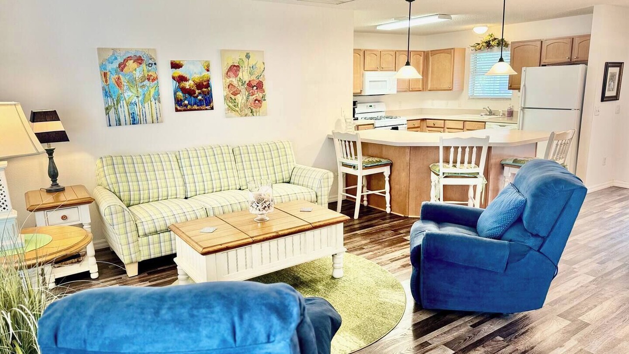 Photo of Livingroom in Duval