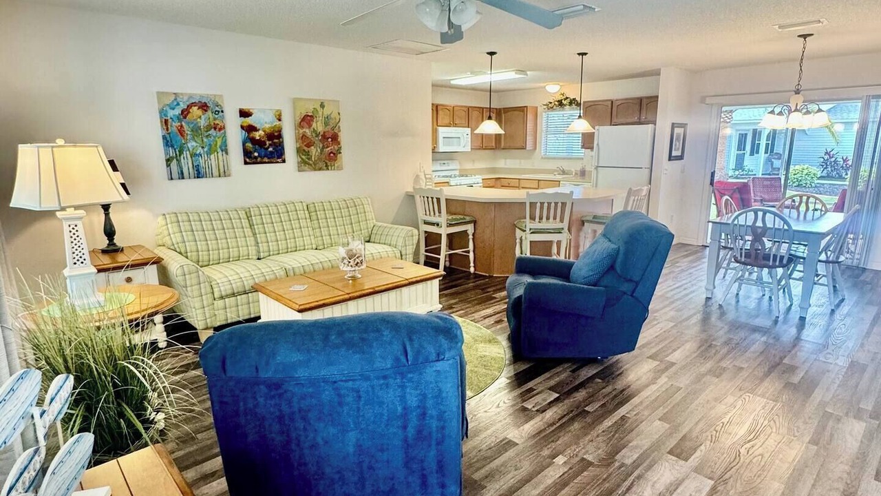 Photo of Livingroom in Duval