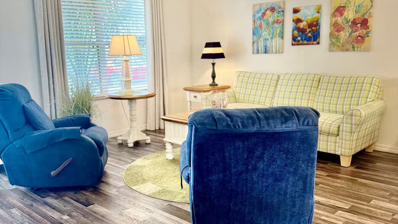 Photo of Livingroom in Duval