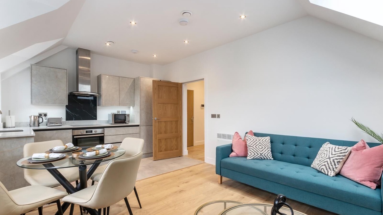 Photo of Livingroom in Leatherhead