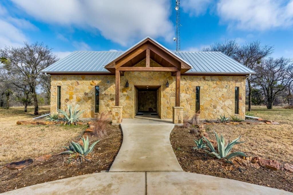Photo of Outdoor in Gordon