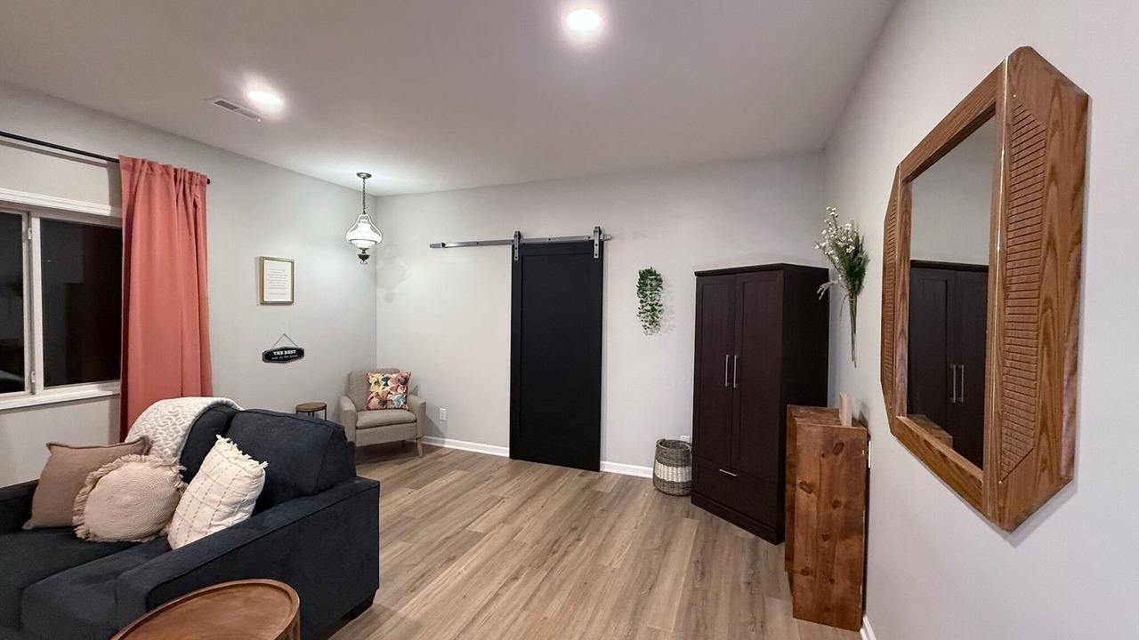 Photo of Livingroom in Buckeye Lake