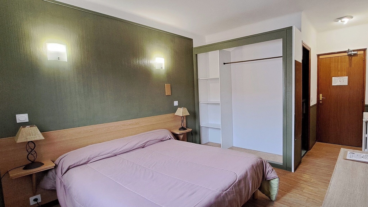 Photo of Bedroom in Evisa