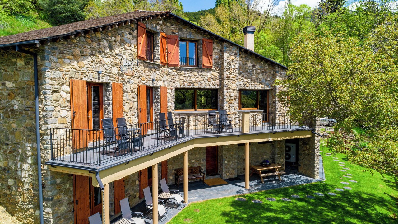 Photo of Outdoor in Llo