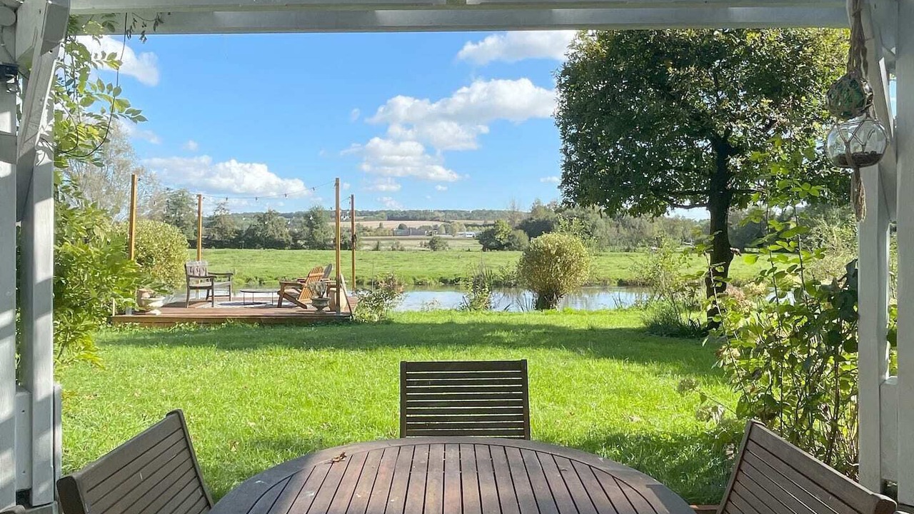 Photo of Outdoor in Bray-et-Lu