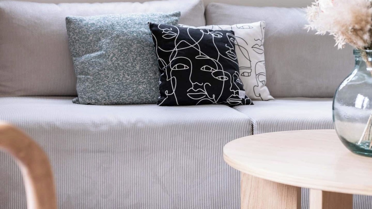 Photo of Livingroom in Bray-et-Lu