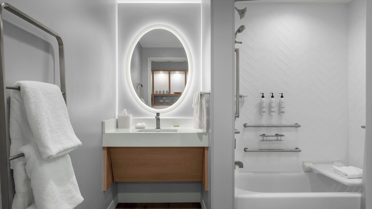 Photo of Bathroom in Del City