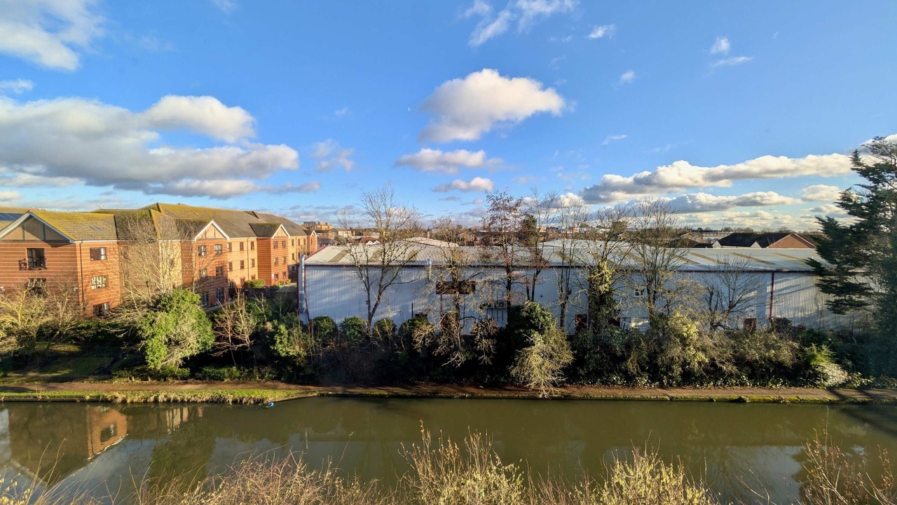 Photo of Others in Greenford Broadway