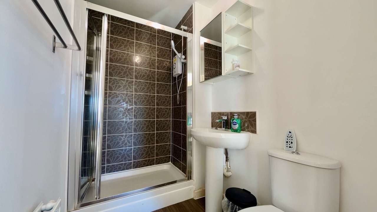 Photo of Others in Greenford Broadway