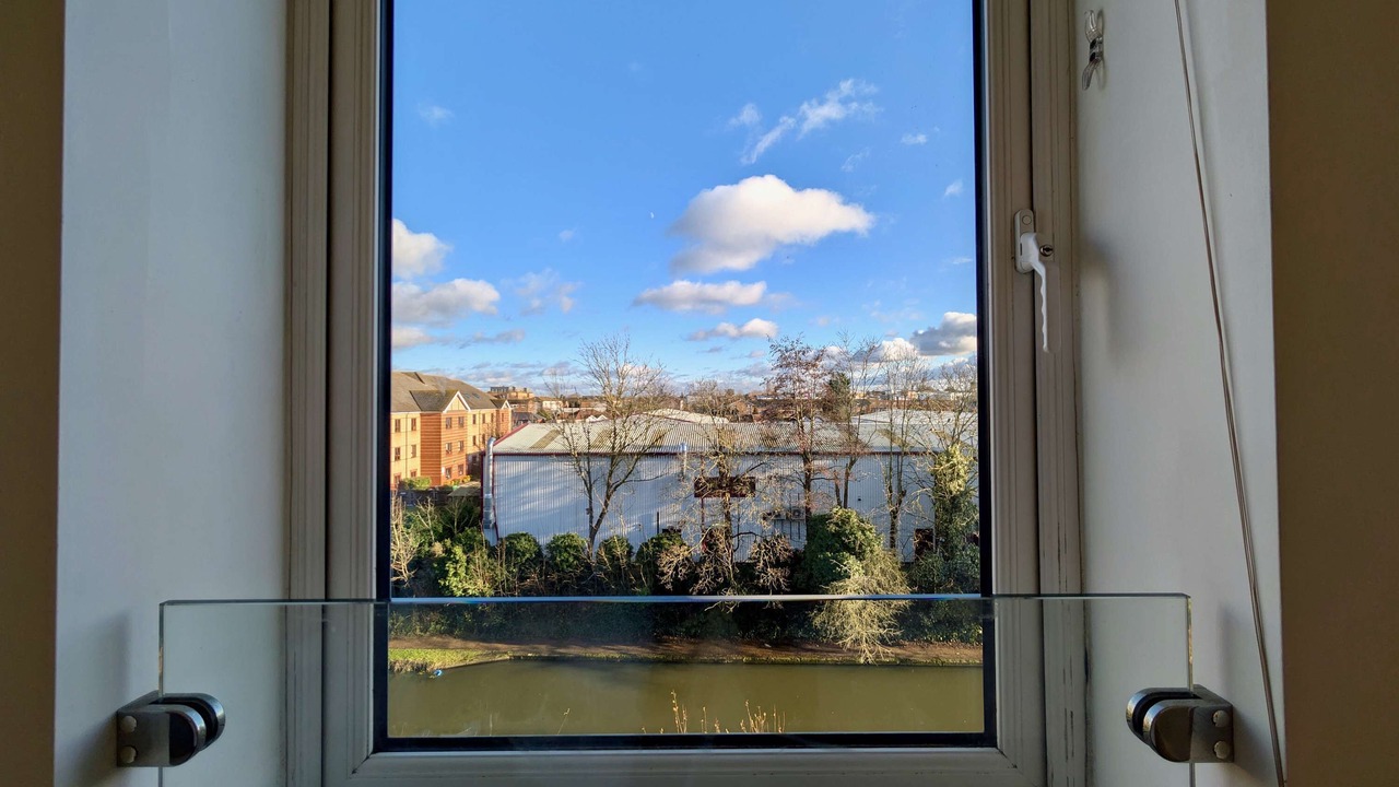 Photo of Others in Greenford Broadway