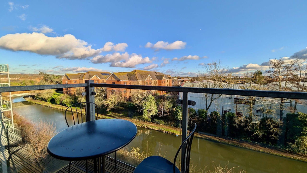 Photo of Outdoor in Greenford Broadway