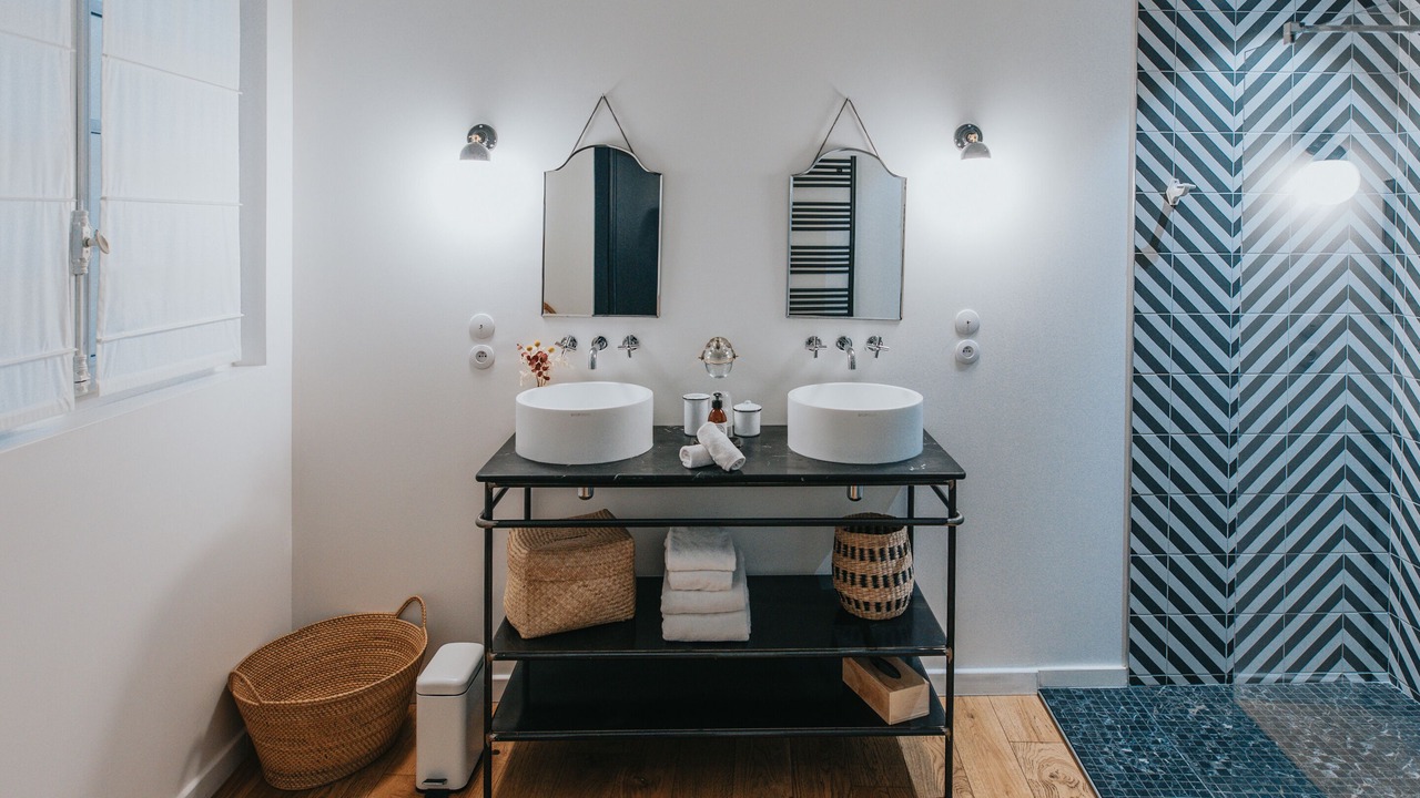 Photo of Bathroom in Hotel de Ville - Quinconces