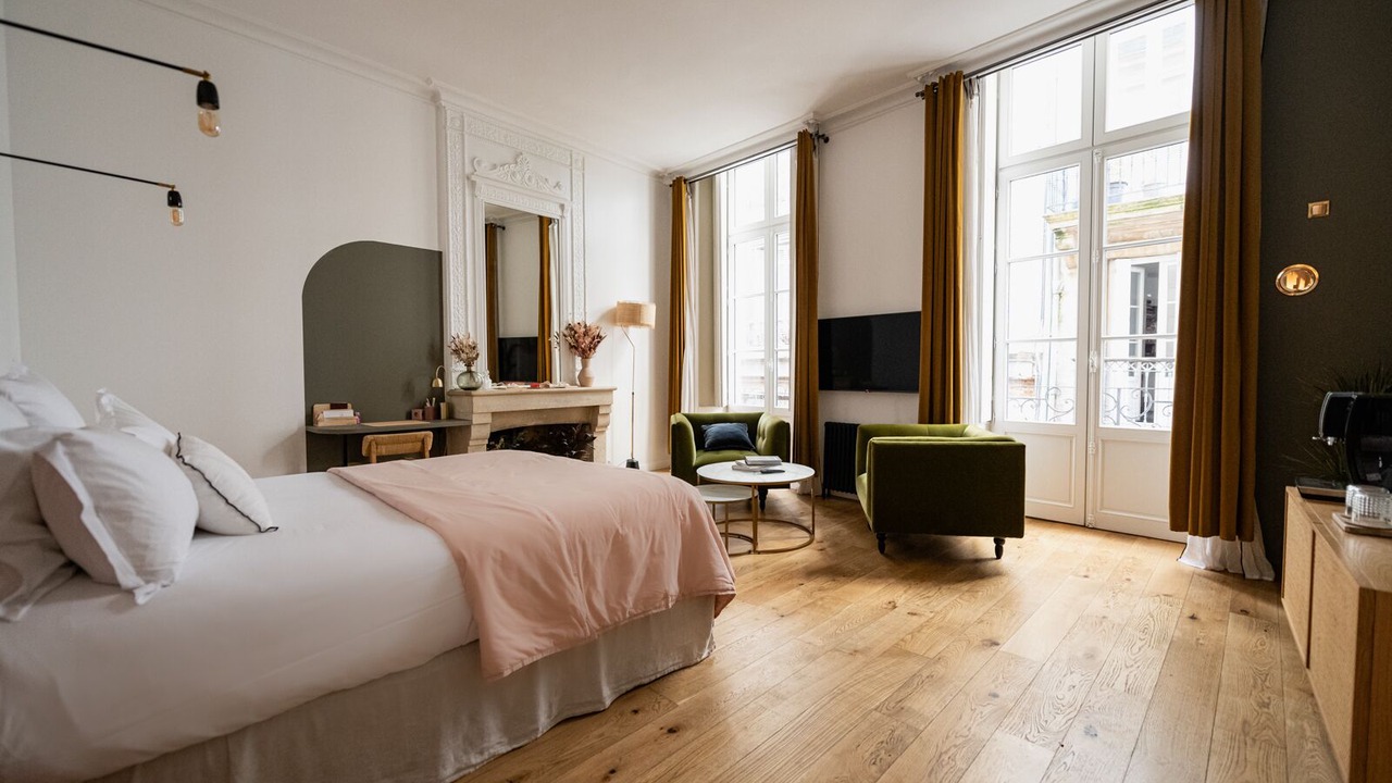 Photo of Bedroom in Hotel de Ville - Quinconces