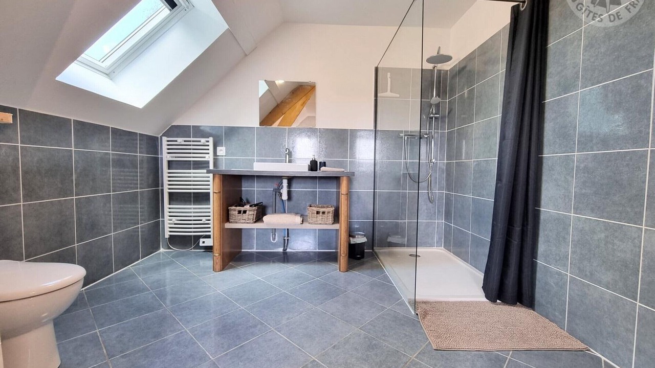 Photo of Bathroom in Bourdonne