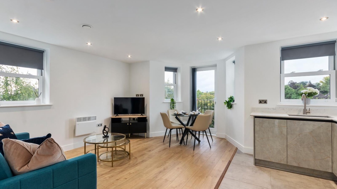 Photo of Livingroom in Leatherhead