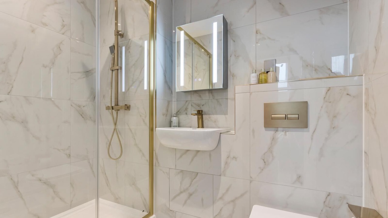 Photo of Bathroom in Leatherhead