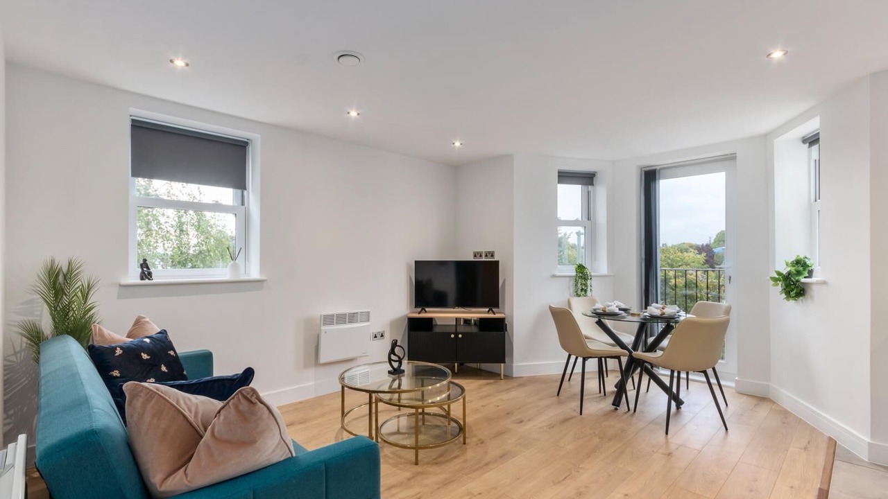 Photo of Livingroom in Leatherhead