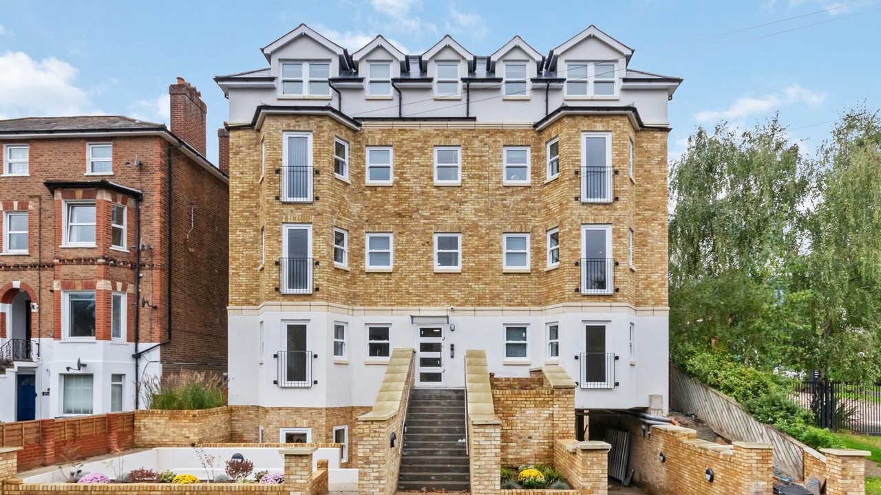 Photo of Outdoor in Leatherhead