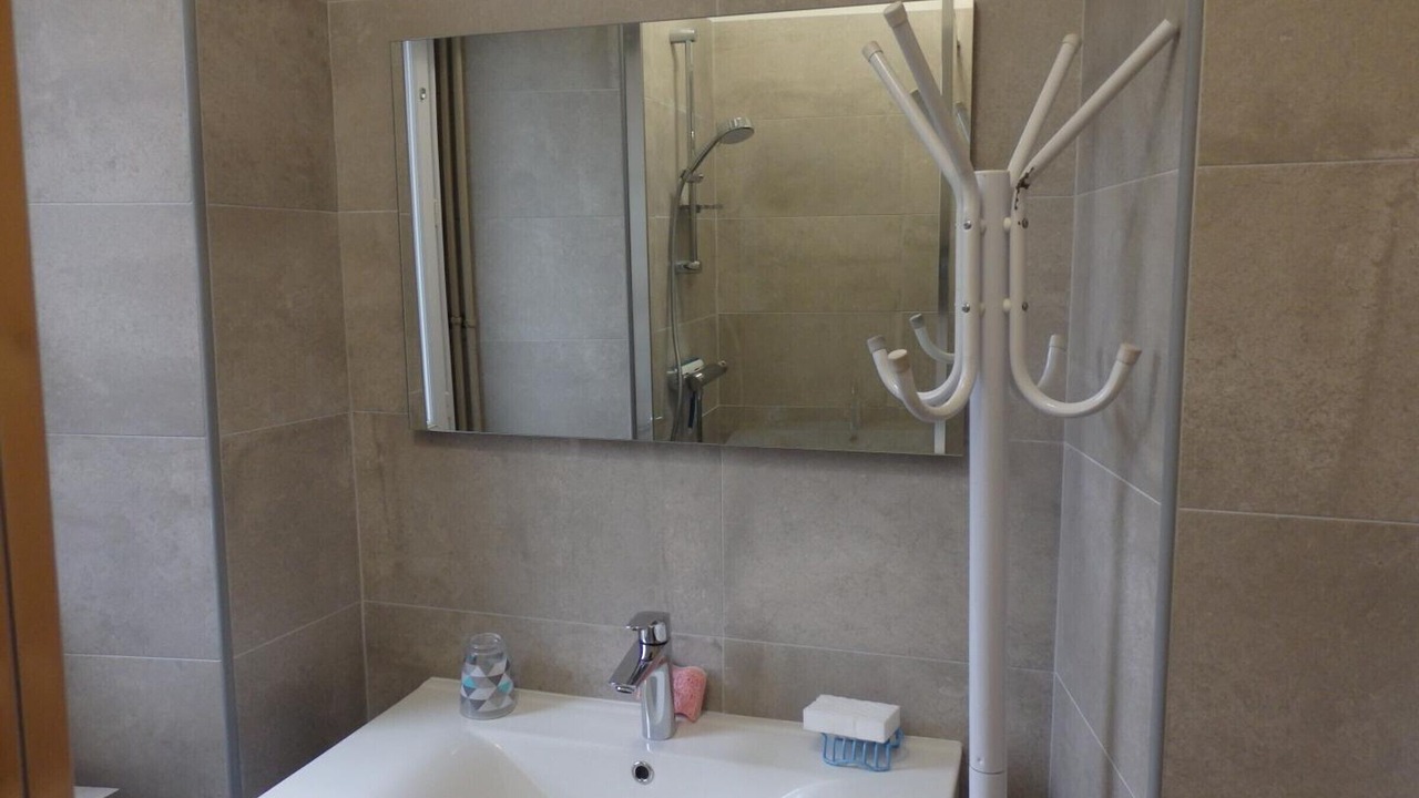 Photo of Bathroom in Arnouville-les-Mantes