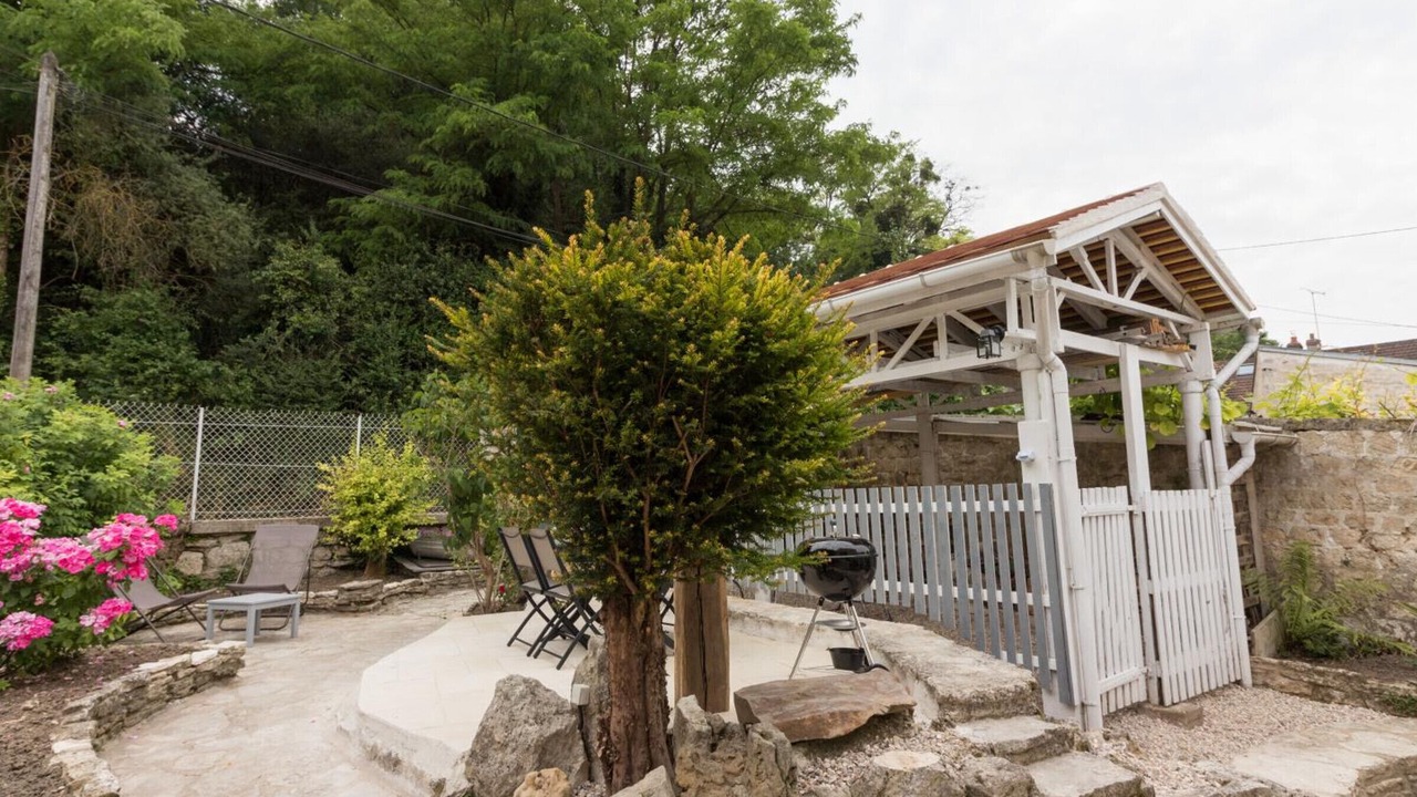 Photo of Outdoor in Nesles-la-Vallee