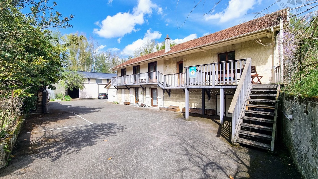 Photo of Outdoor in Nesles-la-Vallee