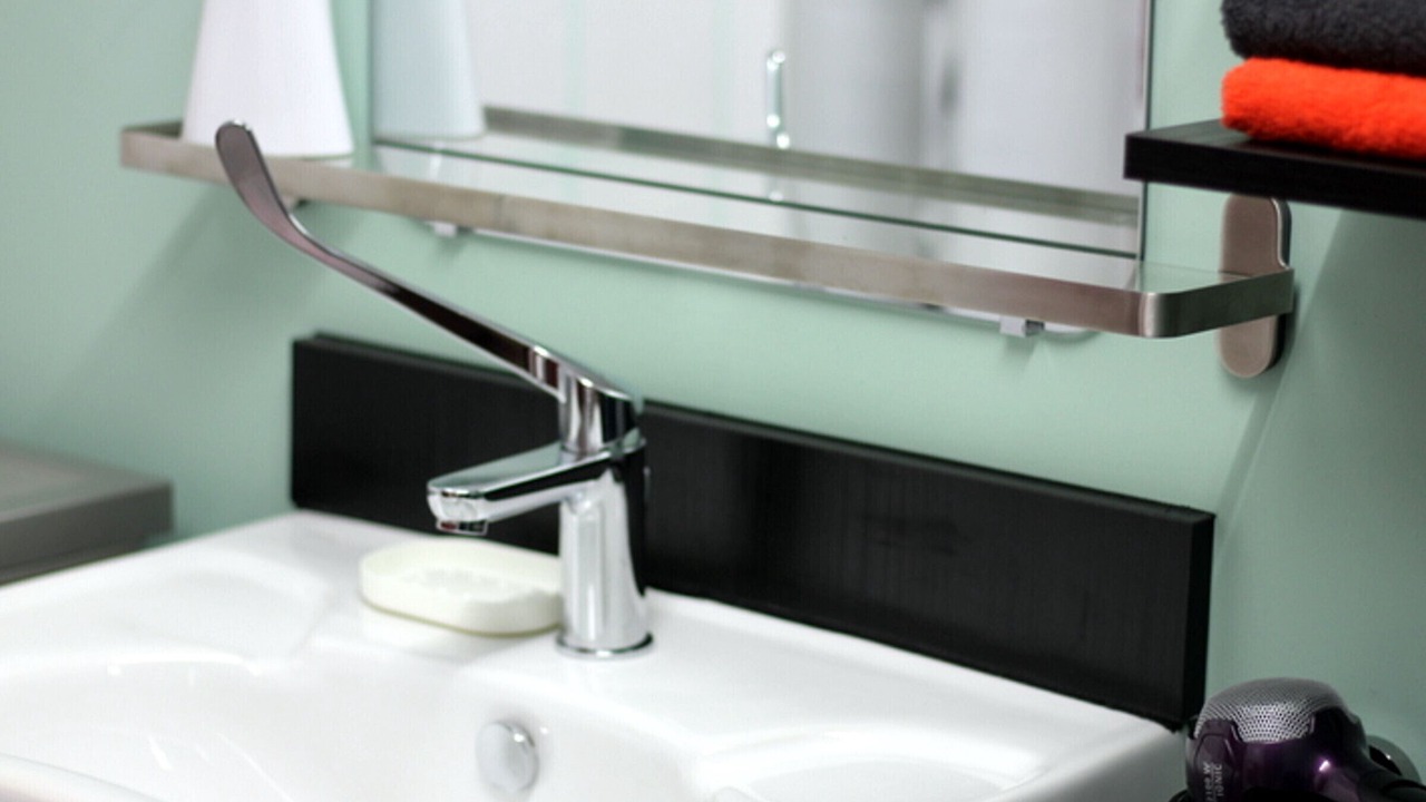 Photo of Bathroom in Nesles-la-Vallee