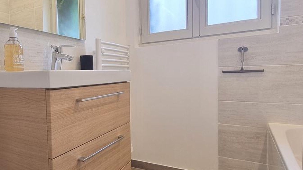Photo of Bathroom in Neauphlette