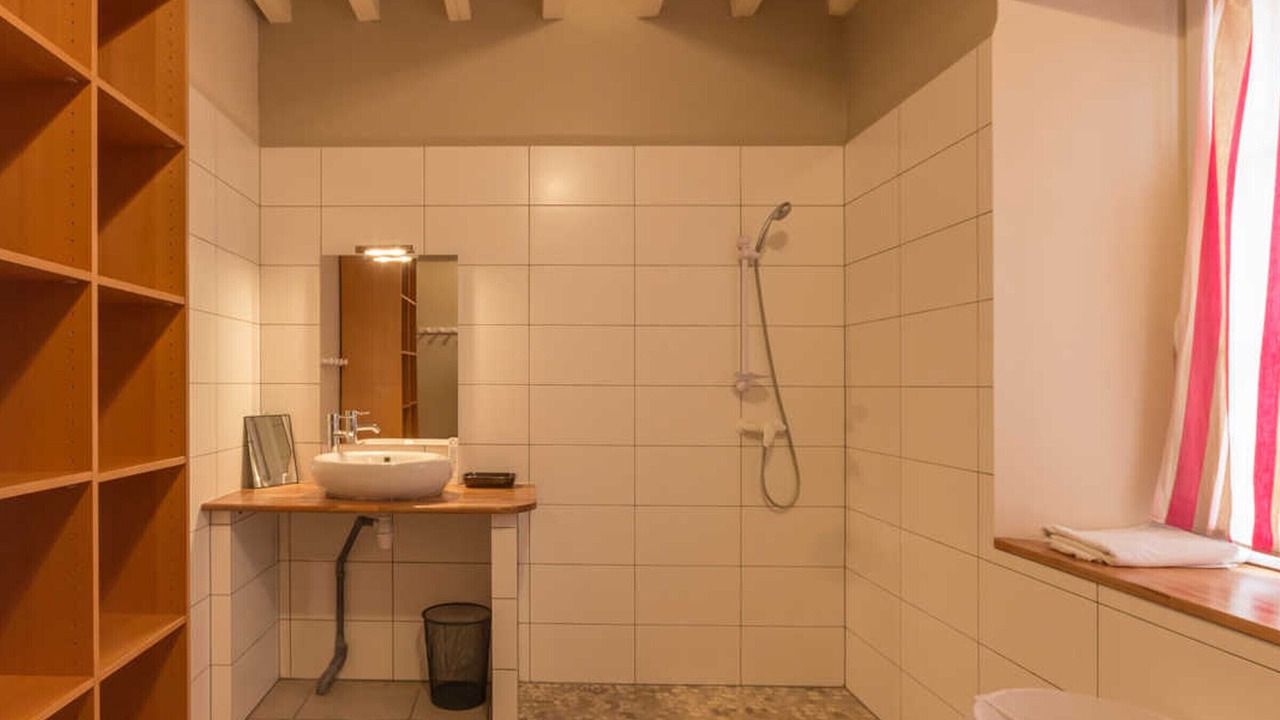Photo of Bathroom in Les Essarts-le-Roi