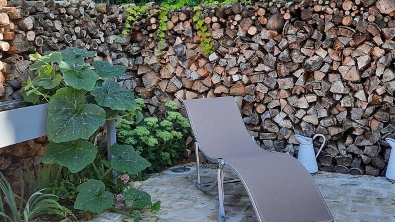 Photo of Patio Balcony in Montainville