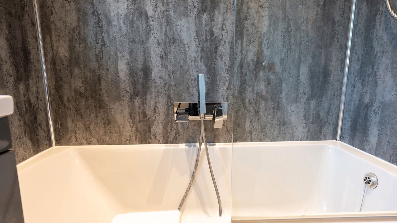 Photo of Others in Bathgate