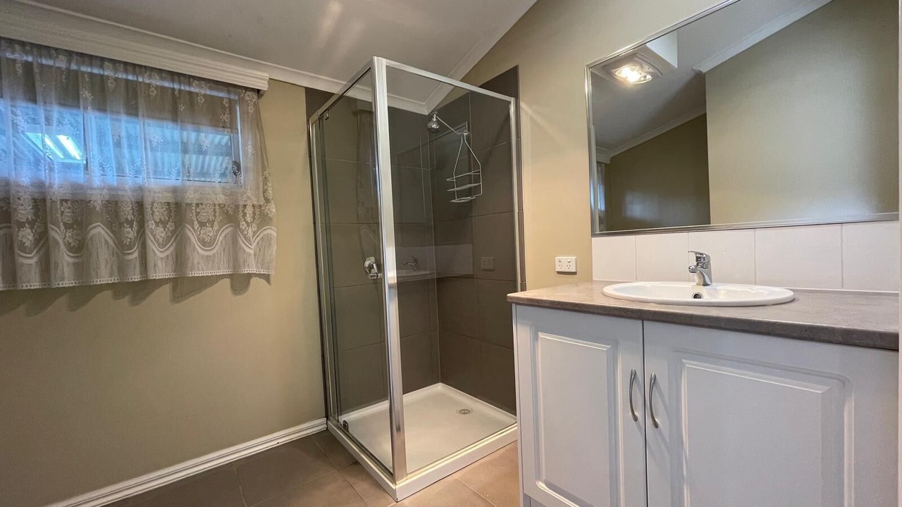 Photo of Others in Seymour